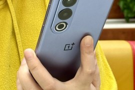 性价比好的智能手机(哪款智能手机性价比高)