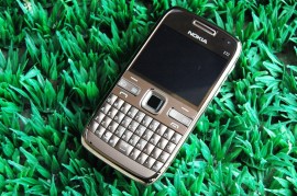 诺基亚e70(诺基亚E700电池多少钱)