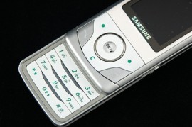 三星d528(三星d528自带游戏)