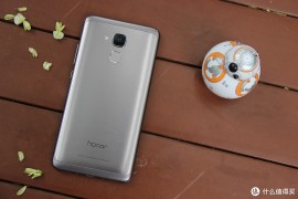 荣耀5c(荣耀5c参数配置)