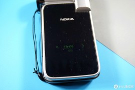 诺基亚n93i(诺基亚N93i)