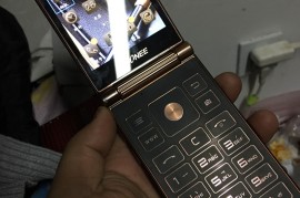 三星w900(三星W999怎么开机)