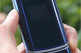 摩托罗拉超薄手机(摩托罗拉超薄手机第一款是哪一款)