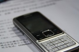 诺基亚双卡手机(诺基亚双卡手机流量如何切换)