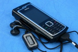 诺基亚e50(诺基亚E50充电器)