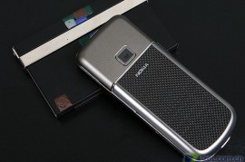 诺基亚8800ca(诺基亚8800材质)