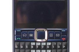 诺基亚n71(诺基亚N71电池)