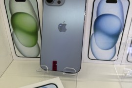 国产手机批发(品牌手机批发)