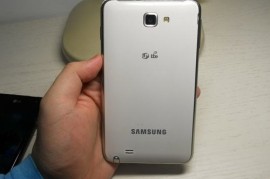 三星i9220怎么样(三星i9220什么时候上市的)