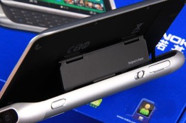 诺基亚e7(诺基亚e72)