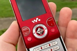 索尼爱立信手机(索尼爱立信手机自带经典游戏)