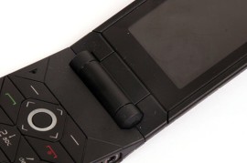 诺基亚7070(诺基亚7070怎么装卡)