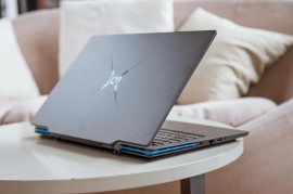 荣耀猎人游戏本v700(荣耀猎人游戏本V700能玩吃鸡吗?)