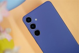 三星wp8手机(三星手机s8plus)