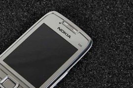 诺基亚e66图片(诺基亚e63 图片)