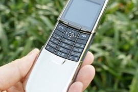 诺基亚8800(诺基亚8800哪年出的)