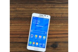 三星alpha(三星Alpha开机)