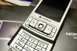 诺基亚n95(诺基亚n95开机黑屏怎么回事)