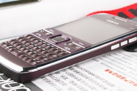 诺基亚e72i主题(诺基亚e72主题软件)