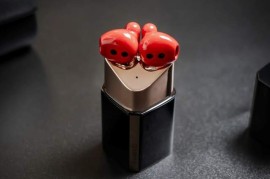 华为口红耳机(华为红色限量耳机)