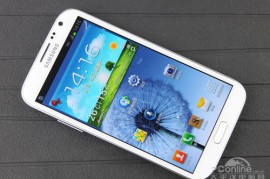 三星note2和iphone5哪个好(三星note系列和苹果对比)